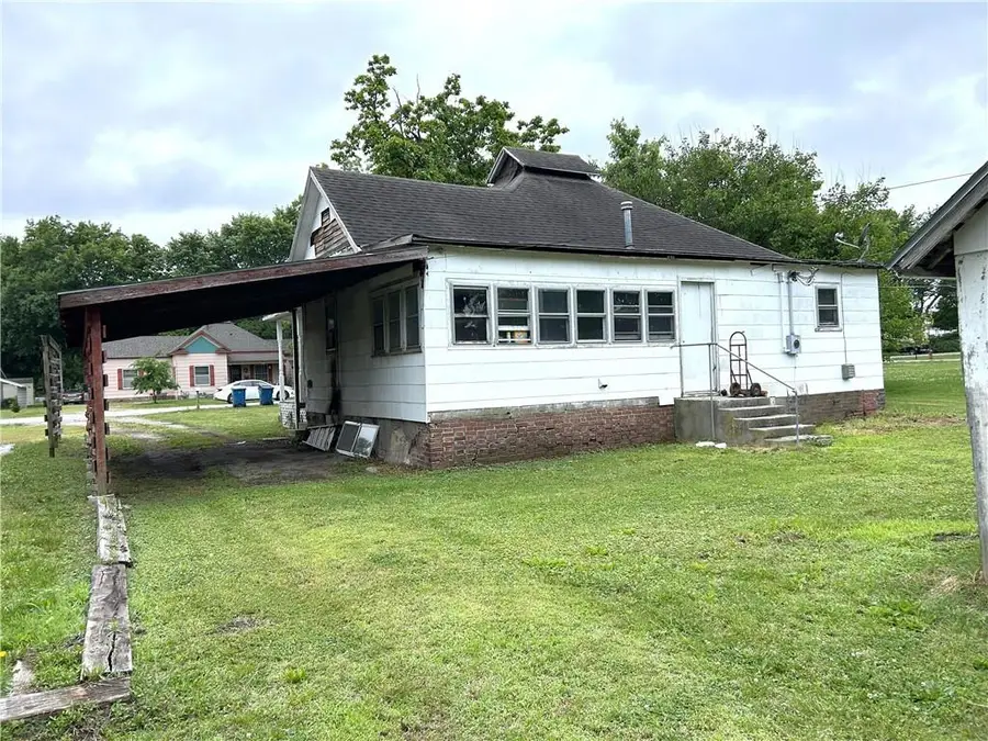 203 E Maple Street, Liberal, MO 64762 - #2