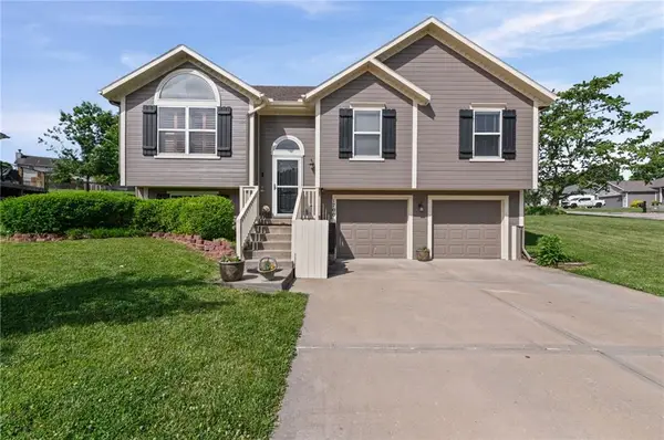1700 Debrah Drive, Kearney, MO 64060
