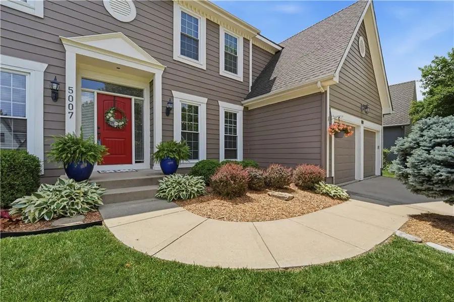 5007 W 157th Place, Overland Park, KS 66224 - #3