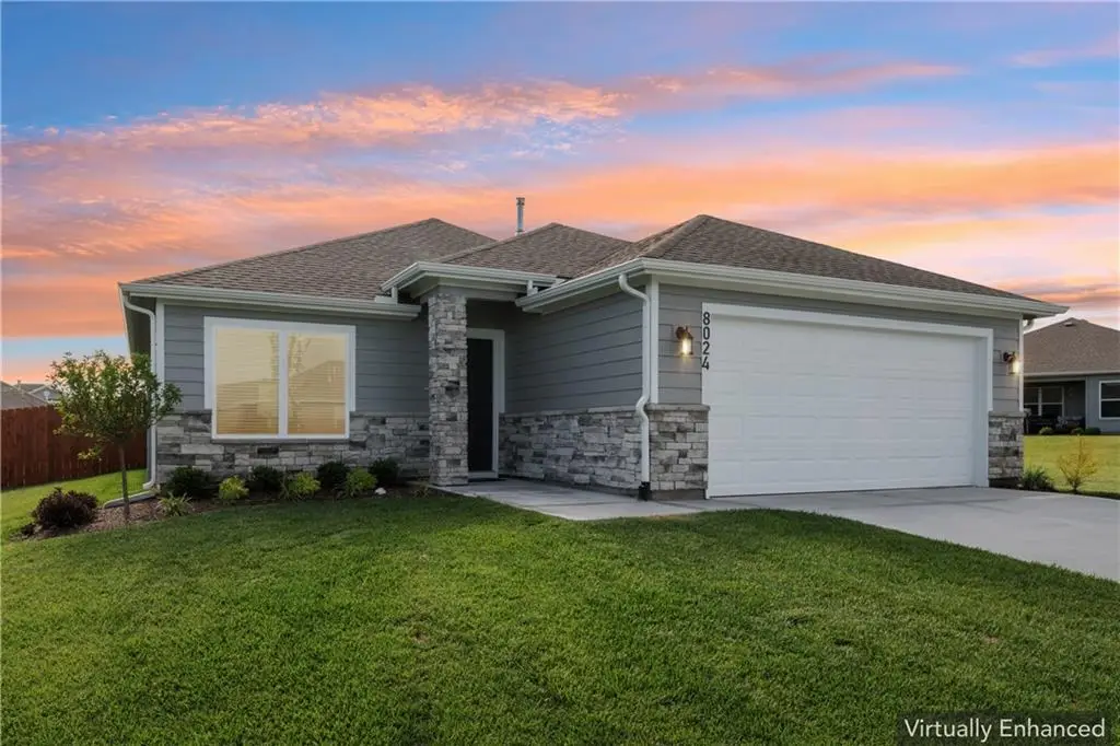 8024 6th Street, Blue Springs, MO 64014 - #1