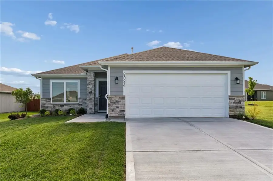 8024 6th Street, Blue Springs, MO 64014 - #2