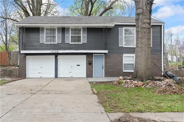 13128 Ashland Avenue, Grandview, MO 64030