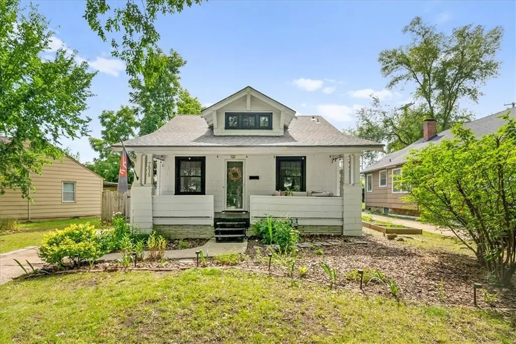 7515 Harrison Street, Kansas City, MO 64131 - #1