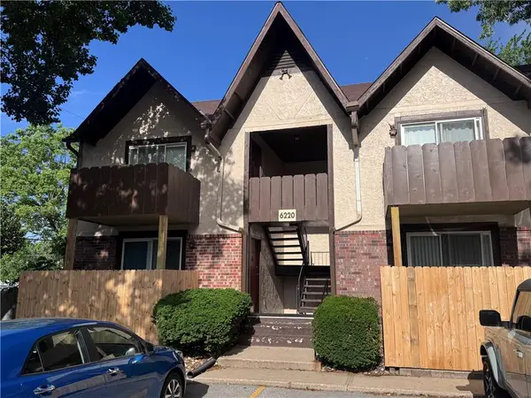 6220 Robinson Street #1, Overland Park, KS 66202