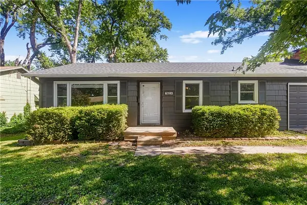 7606 W 66th Terrace, Overland Park, KS 66202