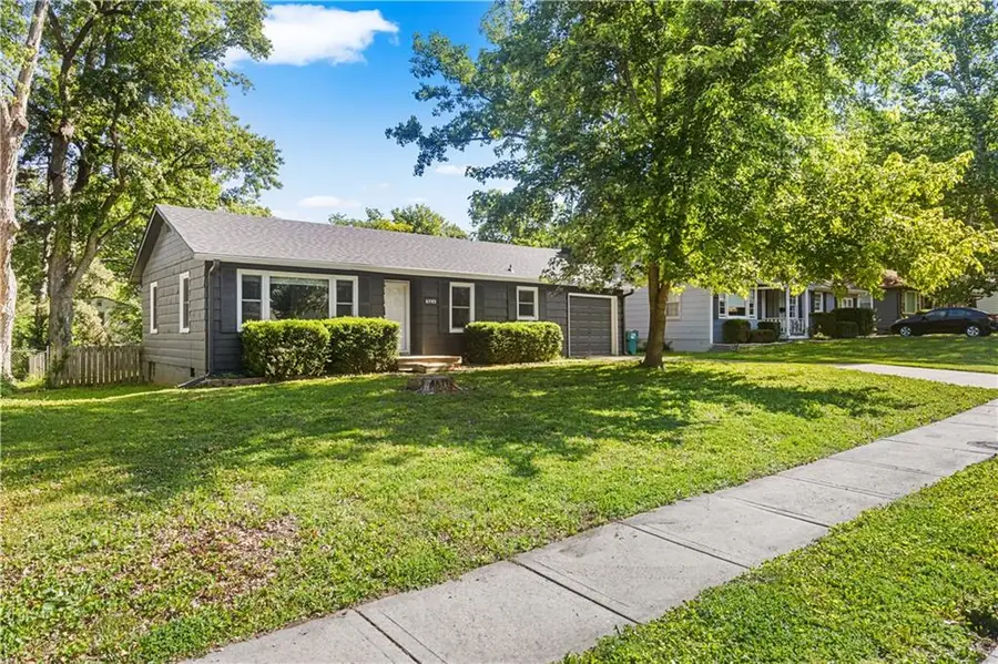 7606 W 66th Terrace, Overland Park, KS 66202 - #3
