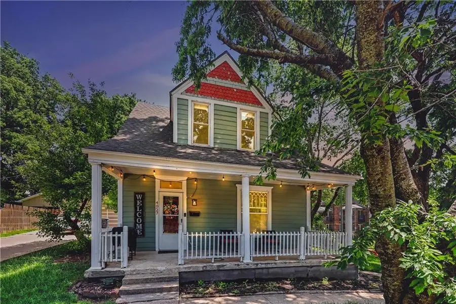 4027 Clark Avenue, Kansas City, MO 64111 - #2
