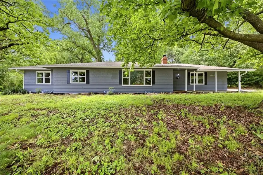 11008 Grandview Road, Kansas City, MO 64137 - #2
