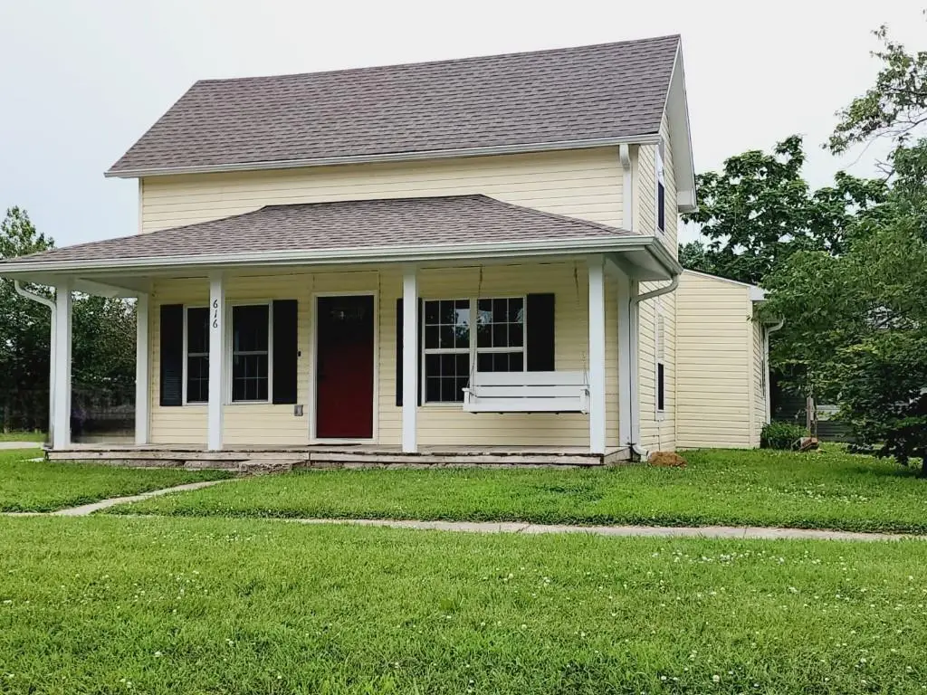 616 S 7th Street, Burlington, KS 66839 - #1