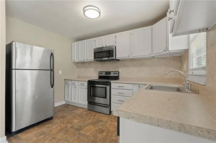 9714 Donnelly Avenue, Kansas City, MO 64134 - #2