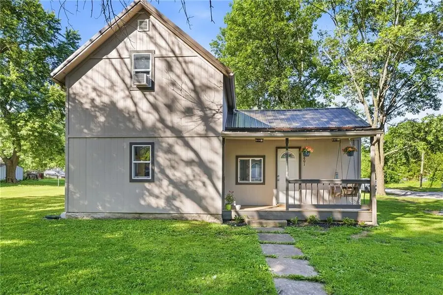 601 Main Street, Garden City, MO 64747 - #3