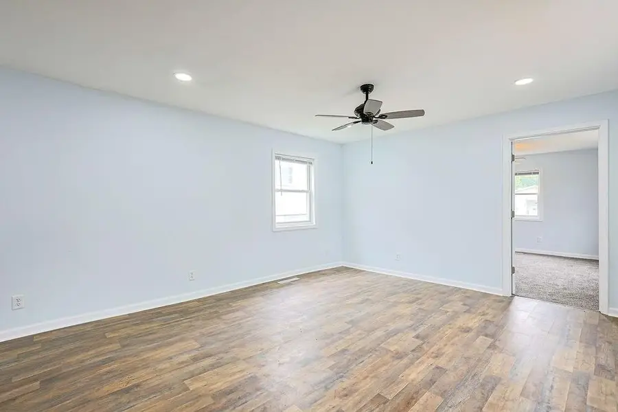 2814 S 21st Street, Saint Joseph, MO 64503 - #3
