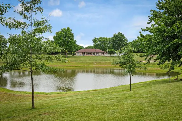 17323 Landmark Drive, Holt, MO 64048
