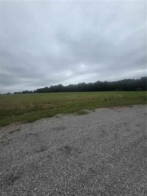 Herman Lane, Frontenac, KS 66763 - #1
