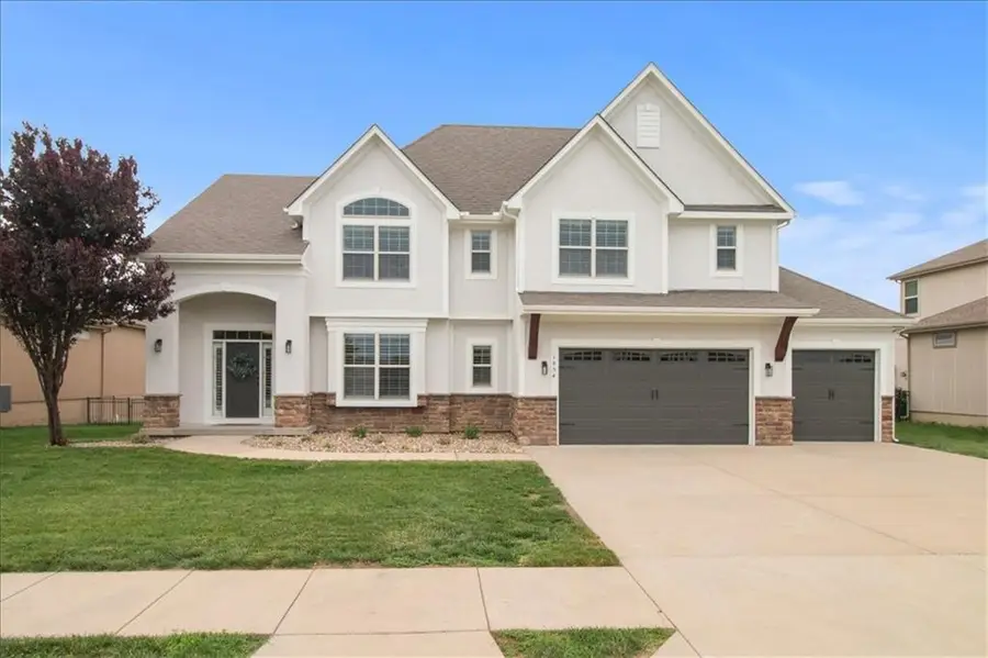 1854 NE Park Ridge Drive, Lees Summit, MO 64064 - #2