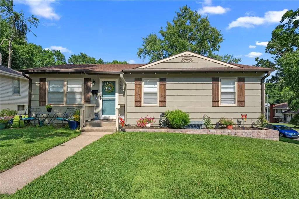 5001 N Michigan Avenue, Kansas City, MO 64118 - #1