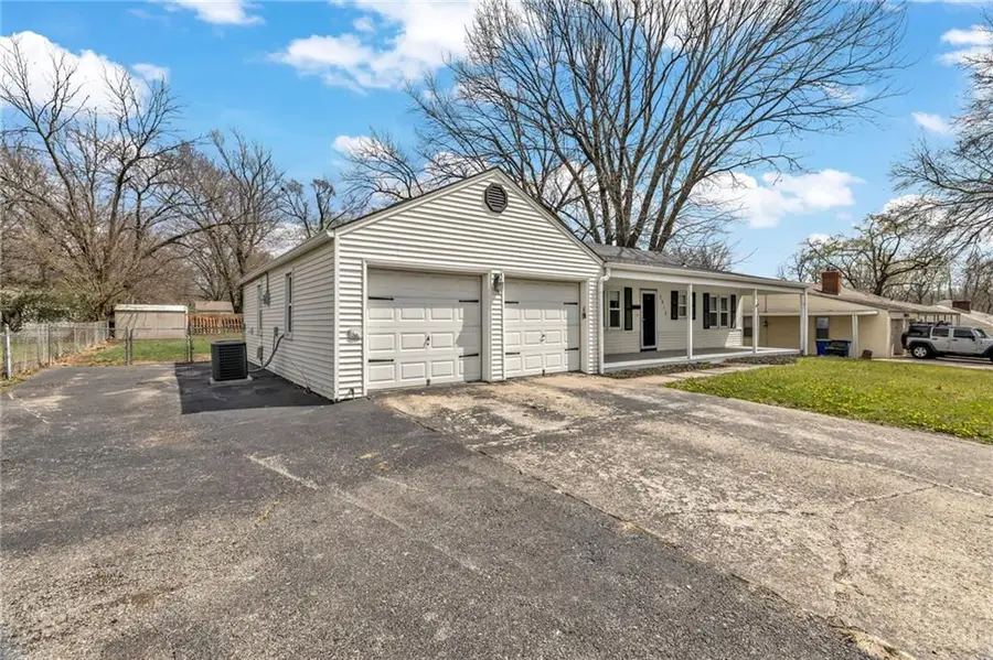 7617 Antioch Road, Overland Park, KS 66204 - #3