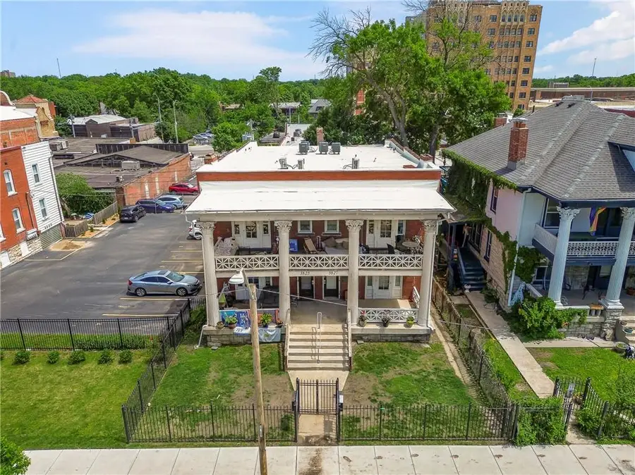 3825 Baltimore Avenue, Kansas City, MO 64111 - #2