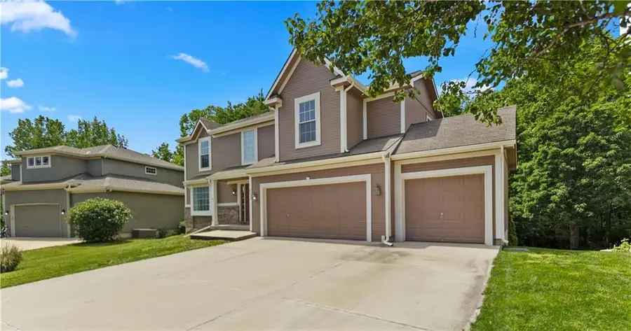 2332 S 24th Street, Leavenworth, KS 66048 - #2
