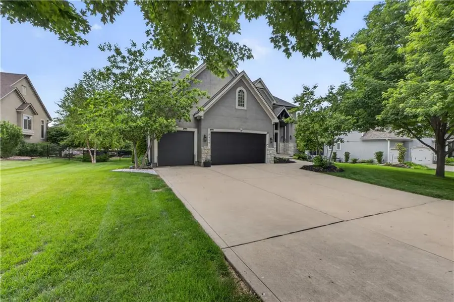 9414 W 149th Terrace, Overland Park, KS 66221 - #2