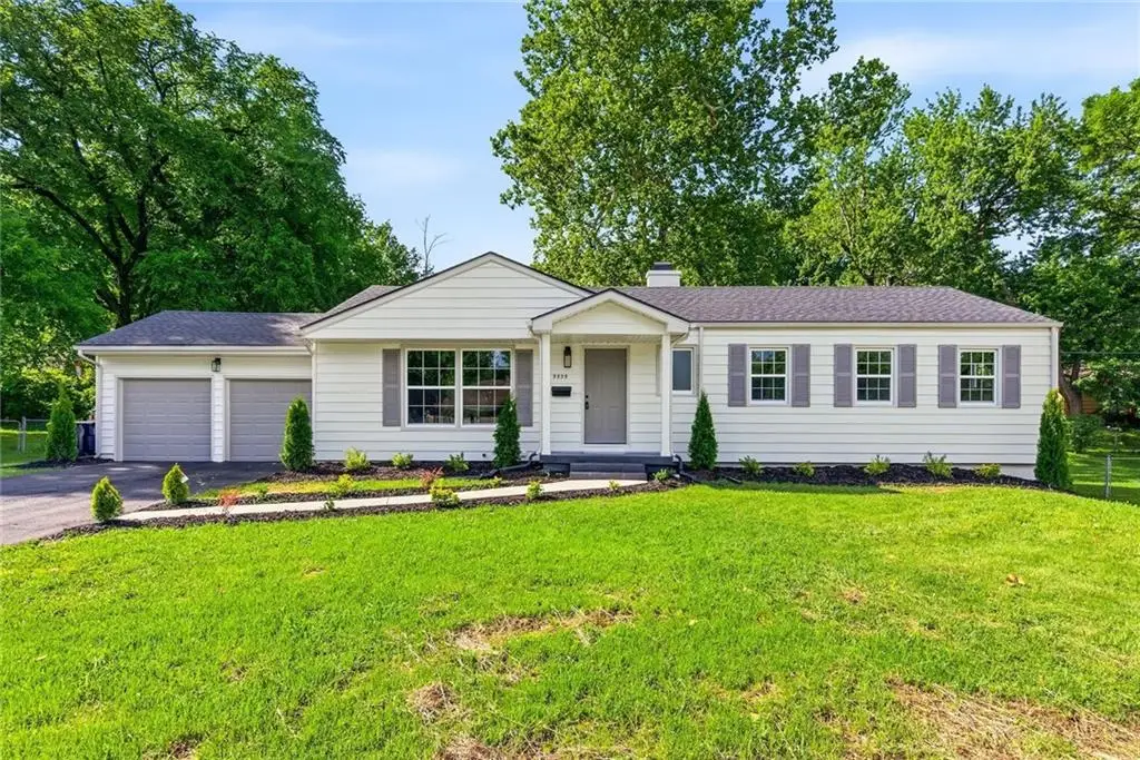 9939 Campbell Street, Kansas City, MO 64131 - #1