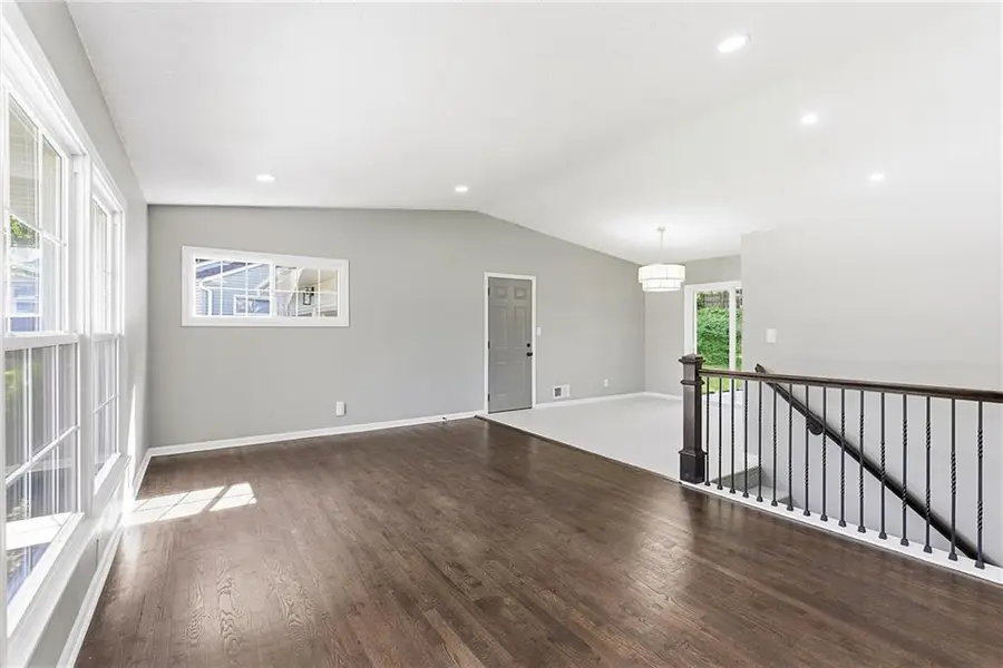 9939 Campbell Street, Kansas City, MO 64131 - #3