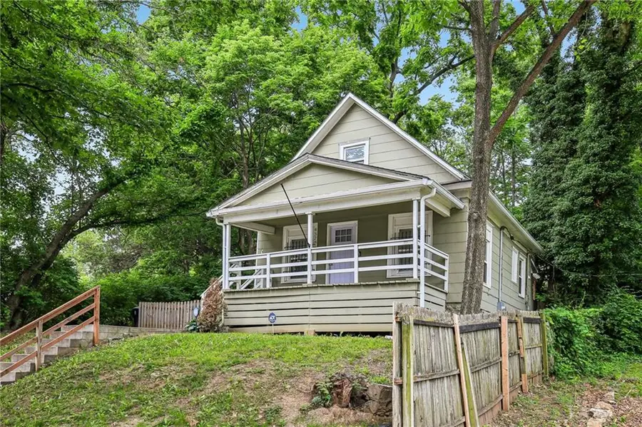 4328 Paseo Avenue, Kansas City, MO 64110 - #2