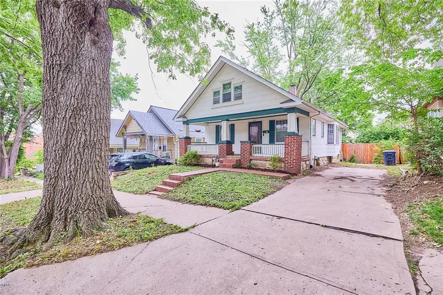 4511 Terrace Street, Kansas City, MO 64111 - #2