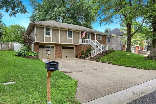 16012 W 139th Terrace, Olathe, KS 66062