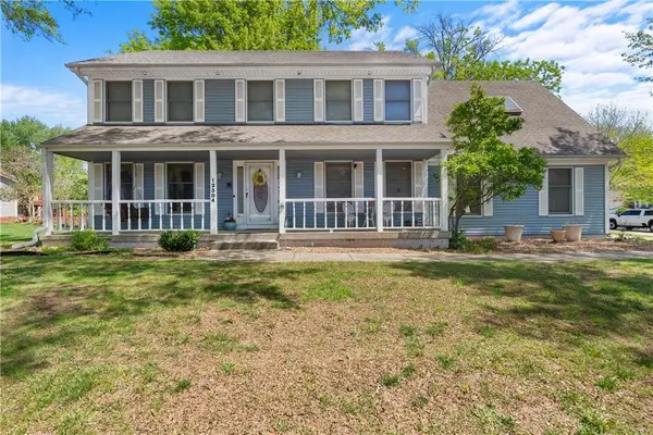 12304 E 63rd Terrace, Kansas City, MO 64133