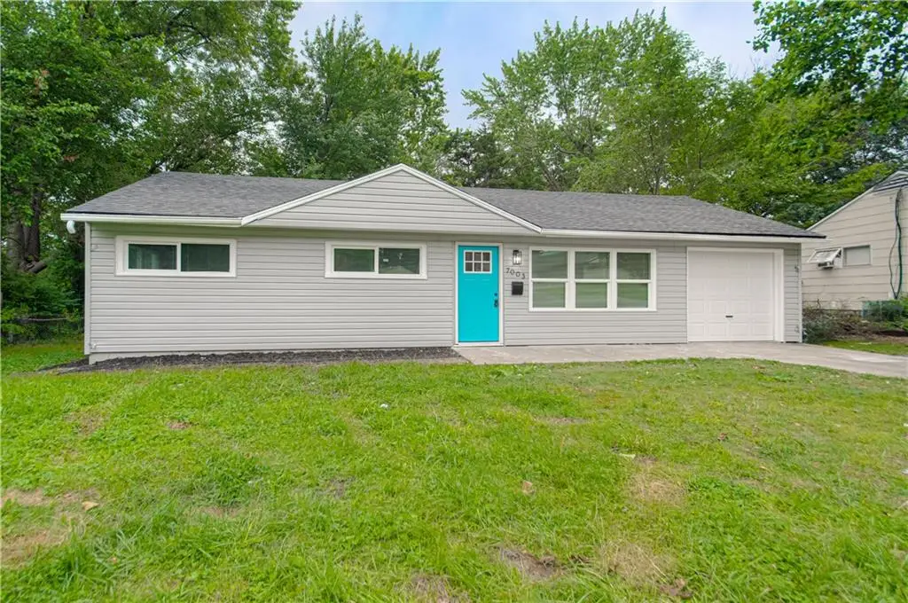 7003 E 112th Street, Kansas City, MO 64134 - #1