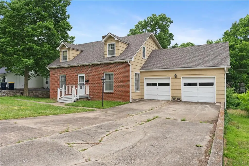 5314 N Cypress Avenue, Kansas City, MO 64119 - #1