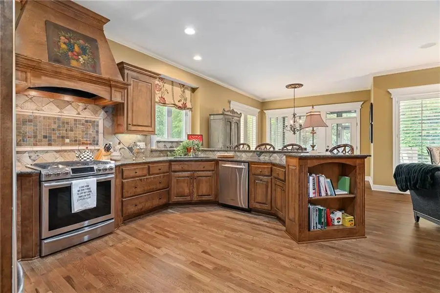 5405 W 141 Terrace, Leawood, KS 66224 - #3