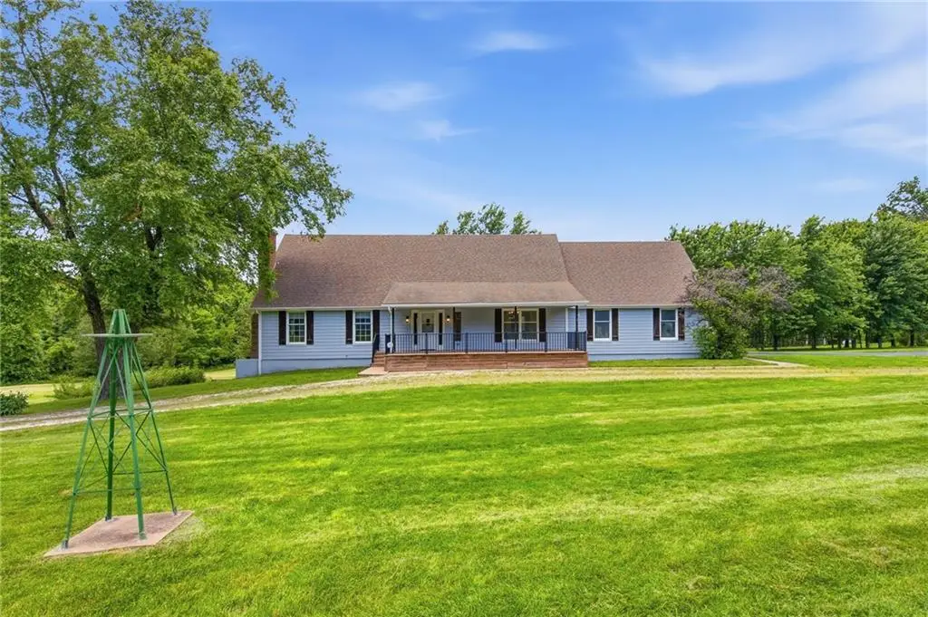20208 S Bridle Lane, Peculiar, MO 64078 - #1