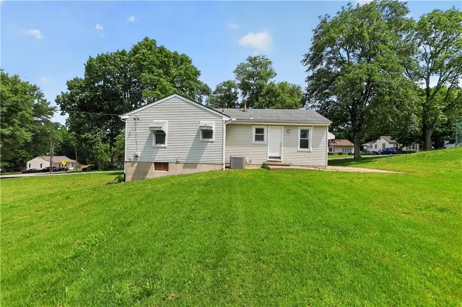 4509 NE 44th Terrace, Kansas City, MO 64117 - #3