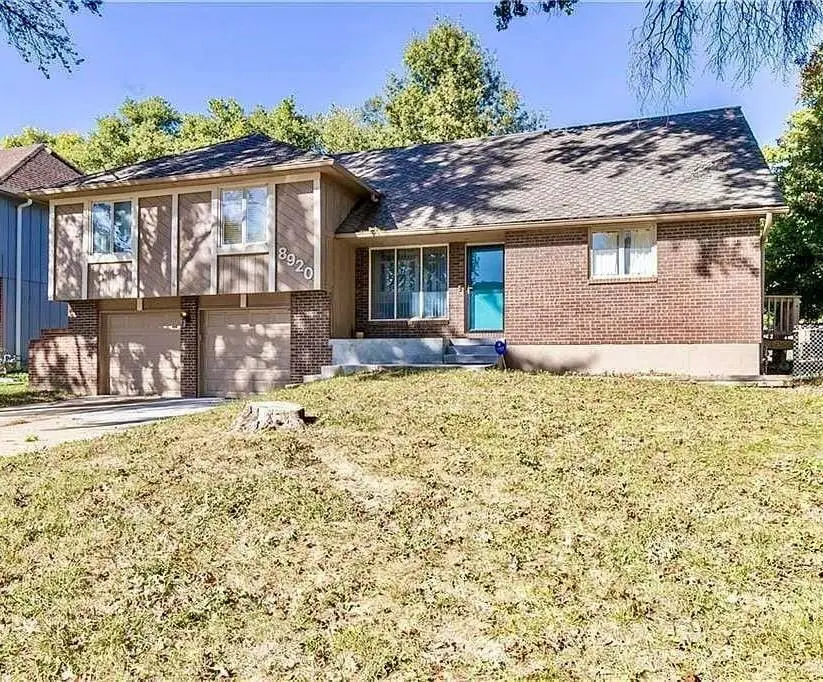 8920 E 81st Street, Raytown, MO 64138 - #1