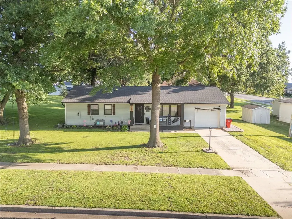 207 W 2nd Street, Alma, MO 64001 - #1