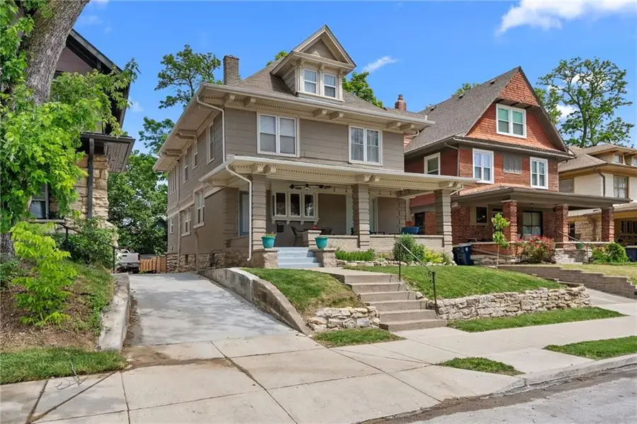 3641 Central Street, Kansas City, MO 64111 - #2
