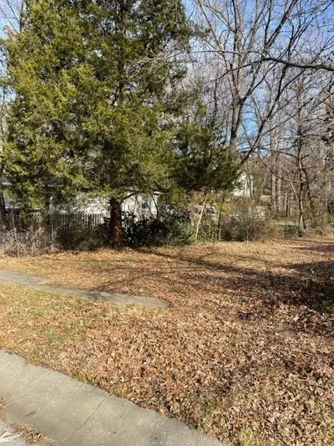 107 N Crysler Avenue, Independence, MO 64050