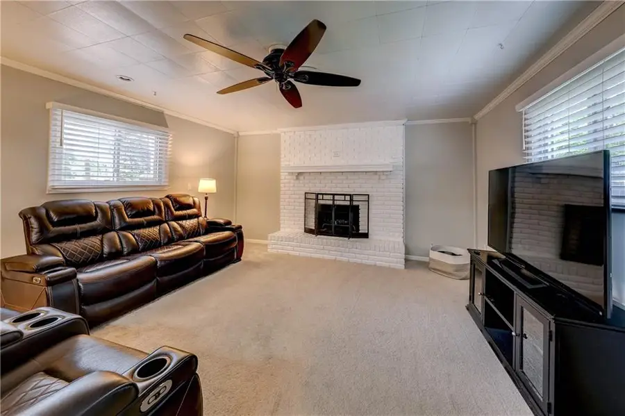 8725 Stearns Avenue, Overland Park, KS 66214 - #3