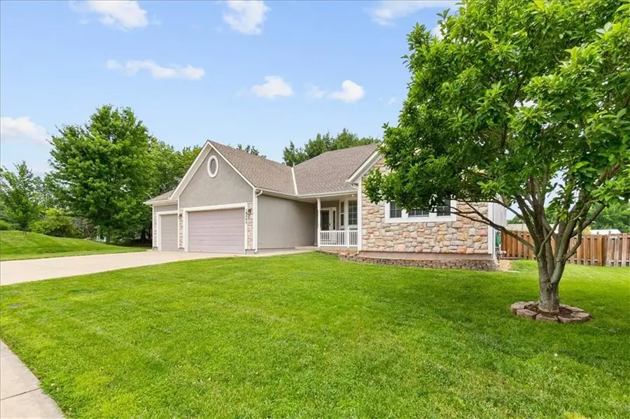 18280 W 157th Street, Olathe, KS 66062 - #2