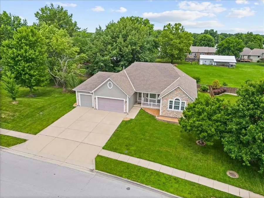 18280 W 157th Street, Olathe, KS 66062 - #3