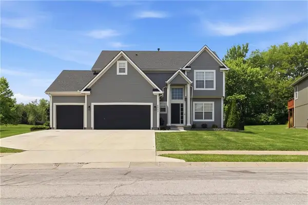 2007 Sequoia Drive, Raymore, MO 64083