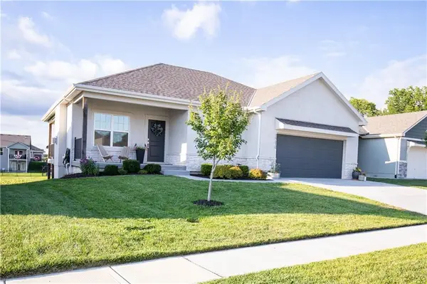 19610 W 196th Terrace, Spring Hill, KS 66083