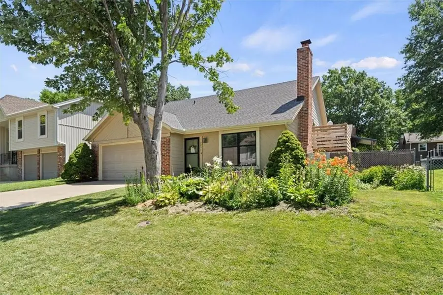 7231 Rene Street, Shawnee, KS 66216 - #2