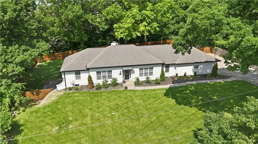 850 NW Valley Lane, Riverside, MO 64150 - #2
