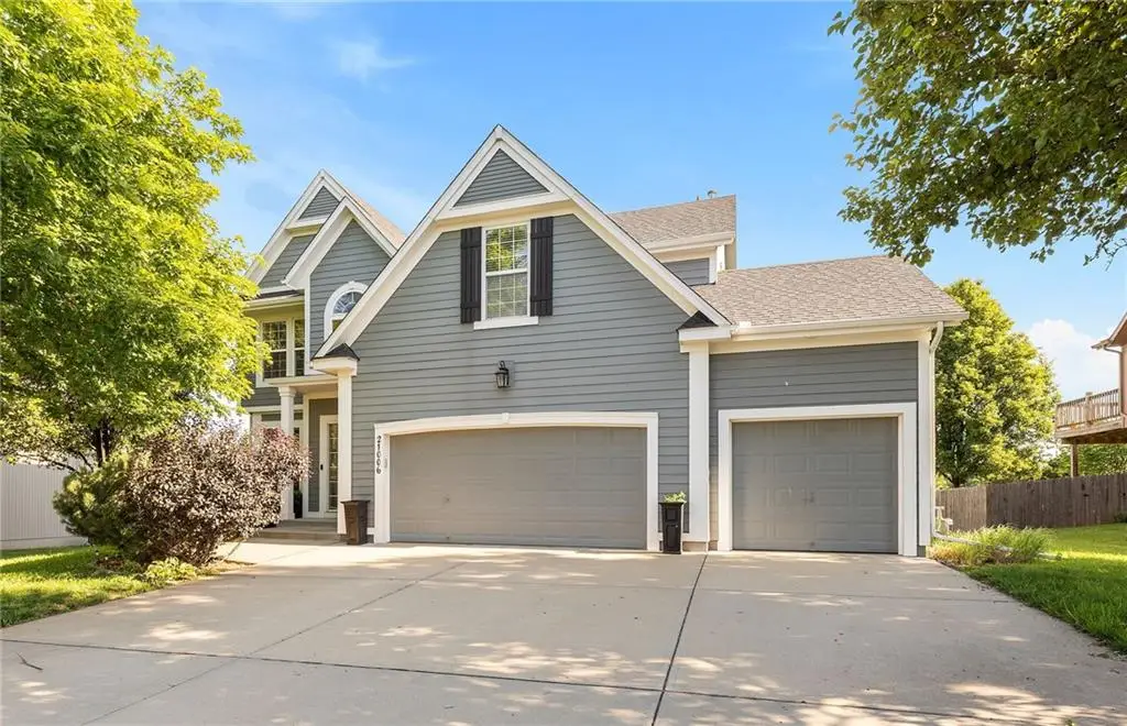 21006 W 48th Street, Shawnee, KS 66218 - #1