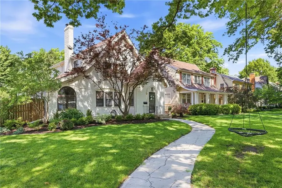 7244 Summit Street, Kansas City, MO 64114 - #3