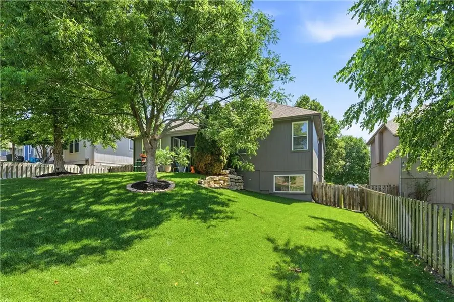 10966 S Cornice Street, Olathe, KS 66061 - #2