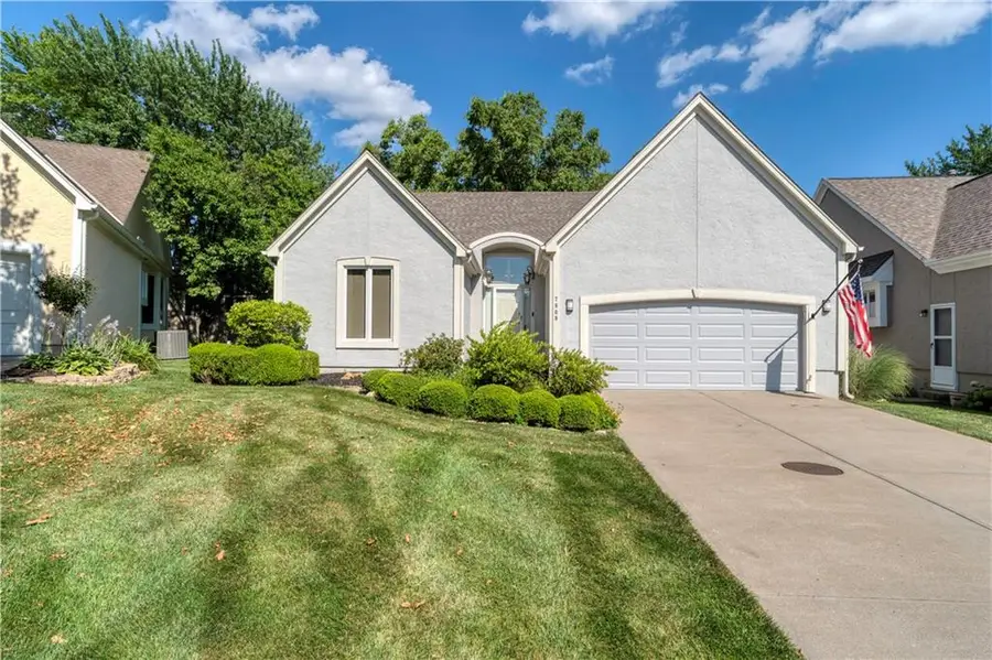7809 W 117th Terrace, Overland Park, KS 66210 - #2